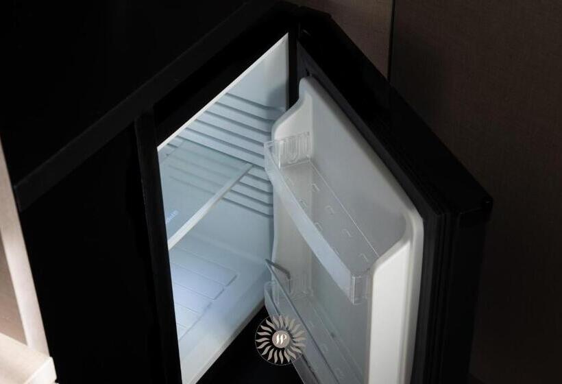 디럭스 4인 룸, Puccini