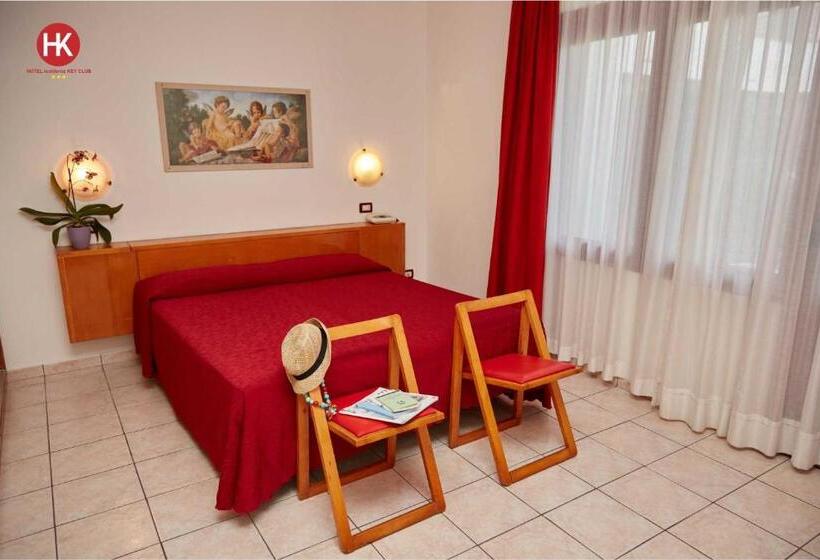 חדר סטנדרט לארבעה, Residence Key Club