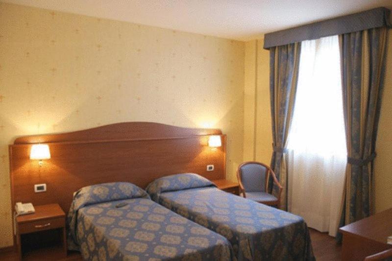 חדר סטנדרט, Rigolfo