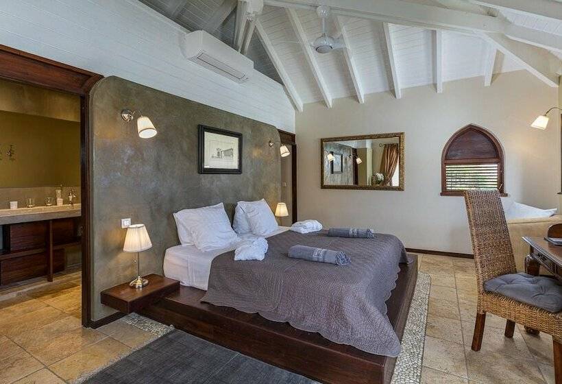 سوئیت با وان آب گرم, Sol E Luna