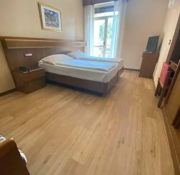 Perhehuone, Sunlake