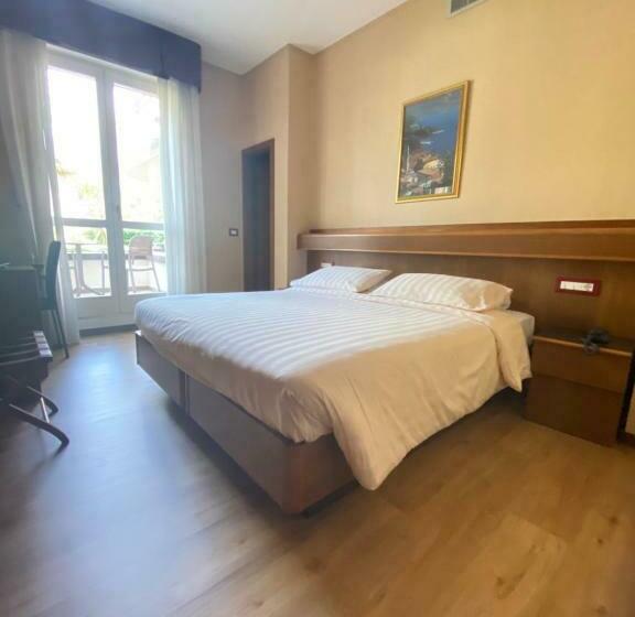 חדר סטנדרט, Sunlake