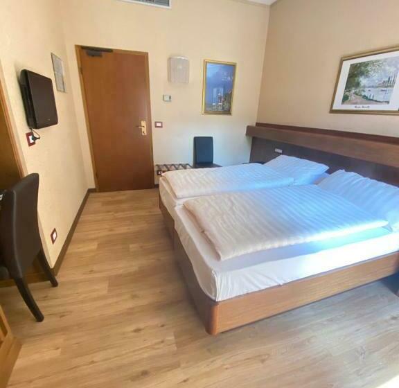 חדר סטנדרט, Sunlake