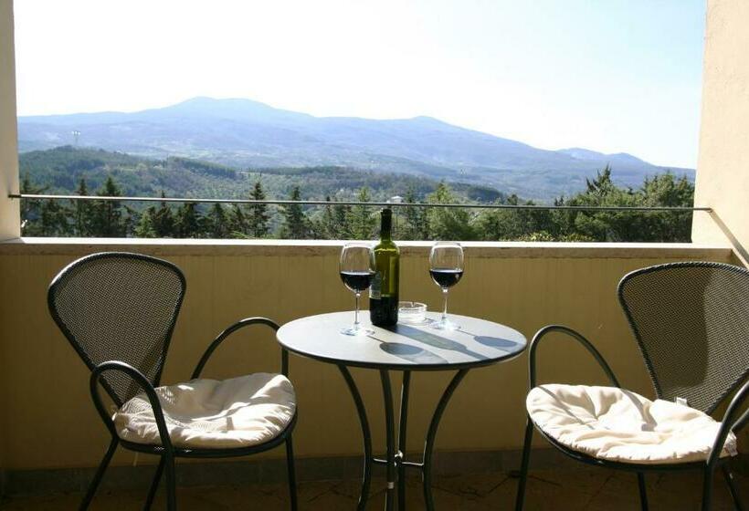 חדר אקזקיוטיב, Terre D'orcia