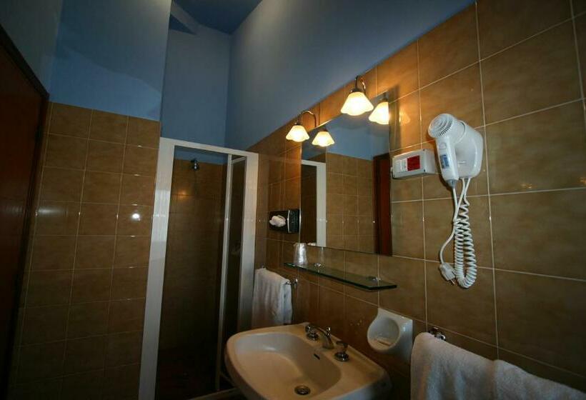 חדר סטנדרט לשלושה, Terre D'orcia