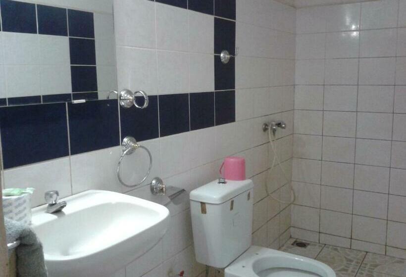 Quarto Estandar, Valiha