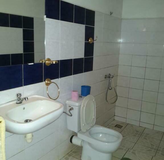 Quarto Estandar, Valiha