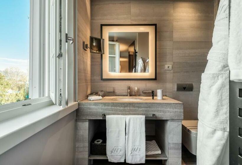 Camera Classica, Villa Grey