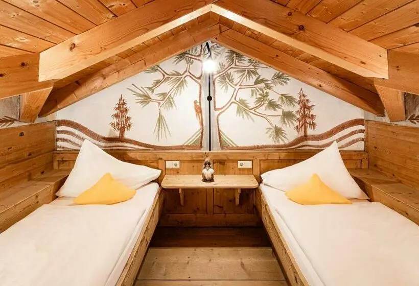 Huoneisto 1 Makuuhuone, Mountain Resort Patzenfeld