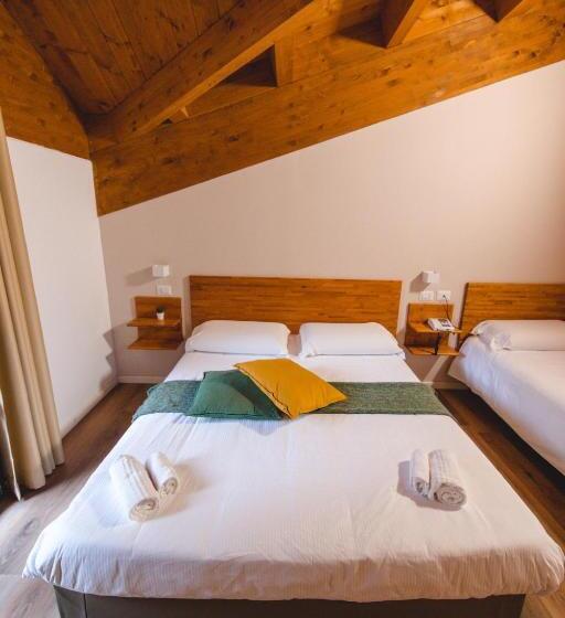 غرفة قياسية ثلاثية, Parco Hotel Granaro