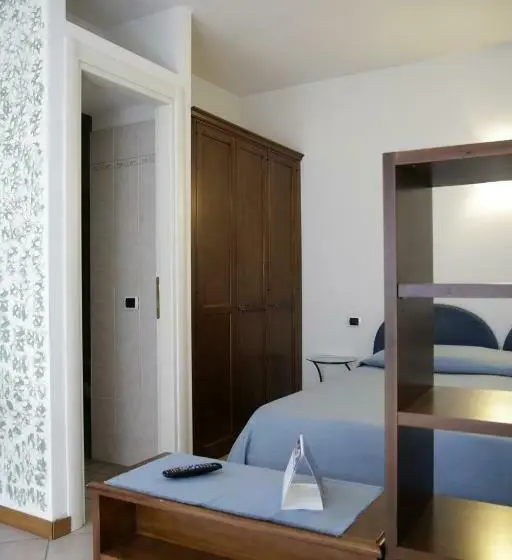 スタンダードスタジオ, Residence Antico Crotto