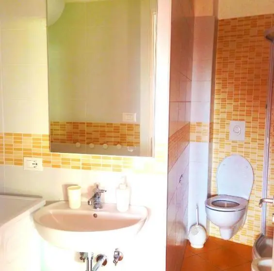 Huoneisto 1 Makuuhuone Parveke, Residence La Giungla