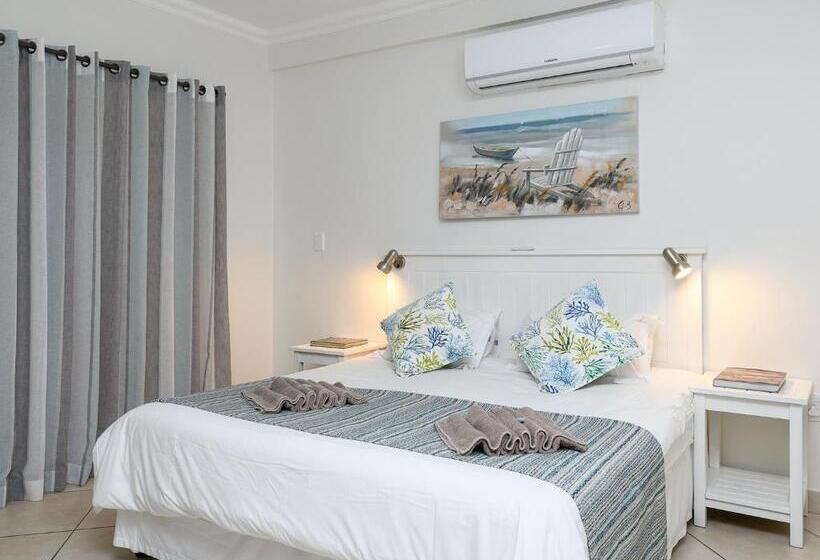 شقة 4 غرف, San Martinho Beach Club