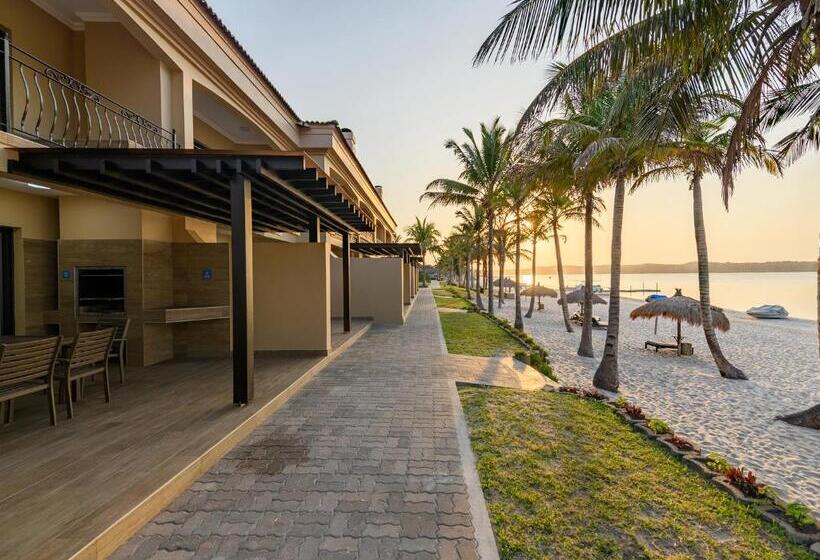 ３ベッドルームデュプレックスアパート, San Martinho Beach Club