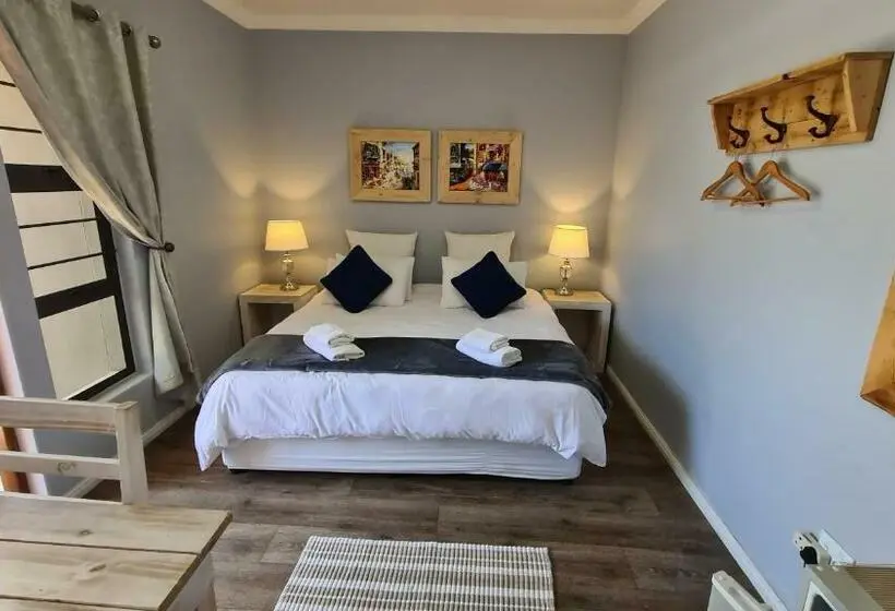 اتاق استاندارد, Tiende Laan Bed & Breakfast And Self Catering