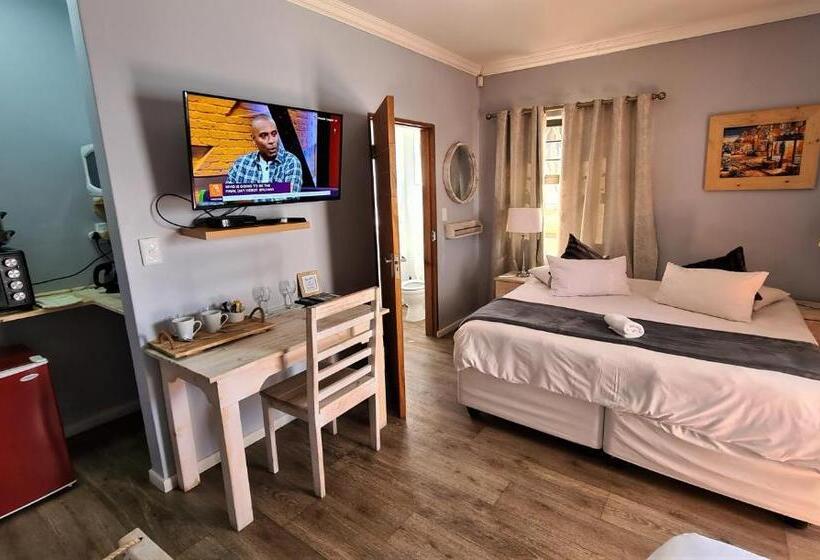 اتاق راحتی سه تخته, Tiende Laan Bed & Breakfast And Self Catering