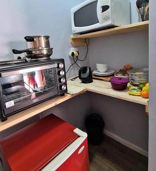 اتاق راحتی سه تخته, Tiende Laan Bed & Breakfast And Self Catering