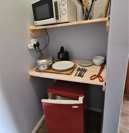 اتاق راحتی سه تخته, Tiende Laan Bed & Breakfast And Self Catering