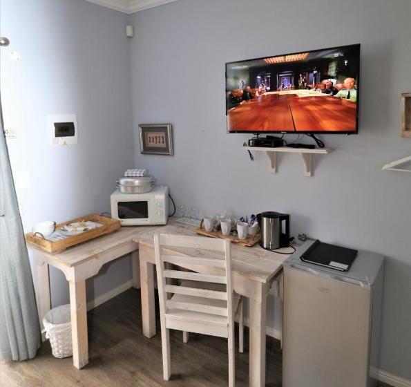 اتاق خانوادگی, Tiende Laan Bed & Breakfast And Self Catering