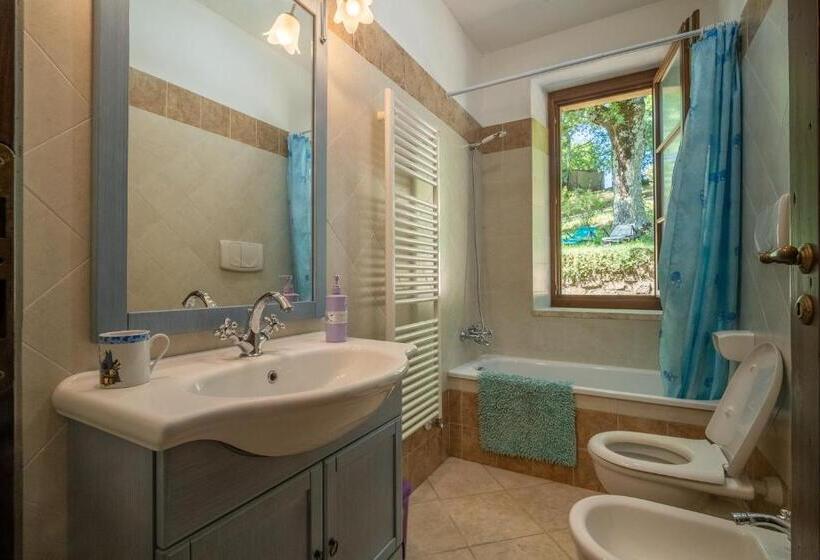 דירת חדר עם טרסה, Agriturismo Gli Strambi