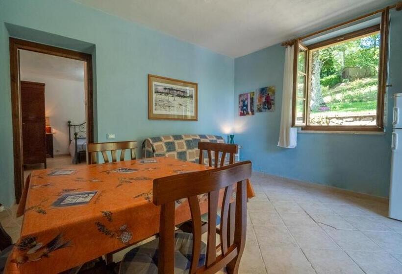 דירת חדר עם טרסה, Agriturismo Gli Strambi