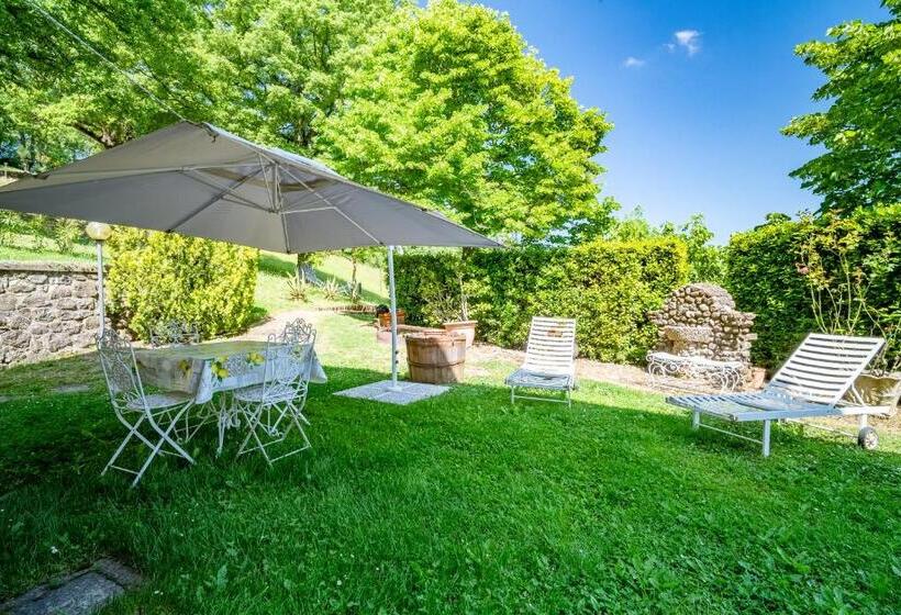 דירת חדר עם טרסה, Agriturismo Gli Strambi