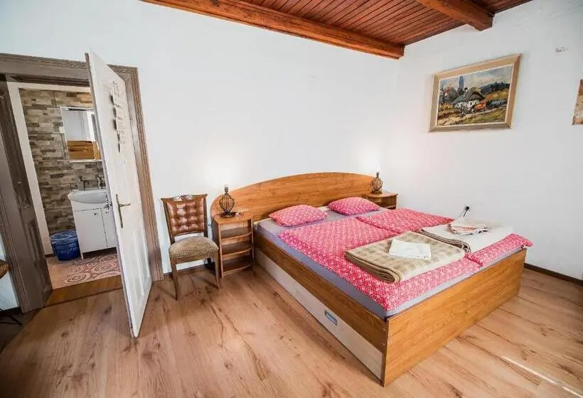 اتاق خانوادگی, Cvet Gora Camping, Glamping And Accomodations