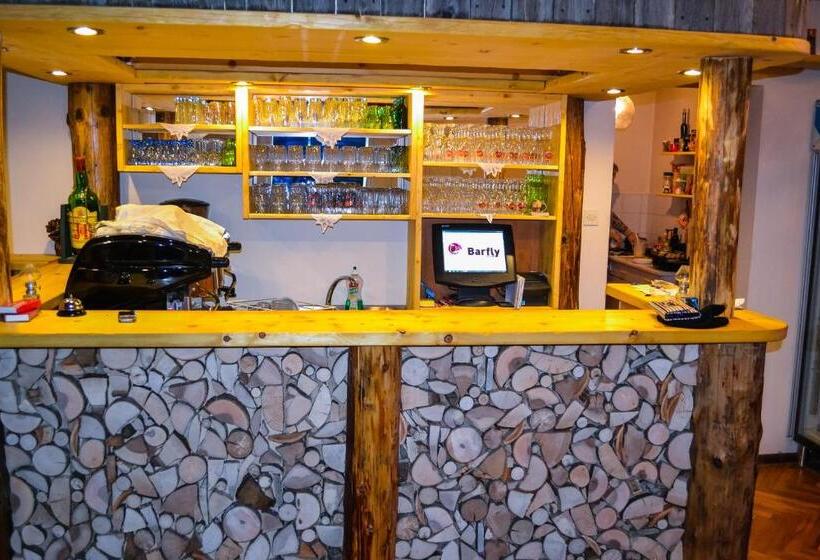 اتاق خانوادگی, Cvet Gora  Camping, Glamping And Accomodations