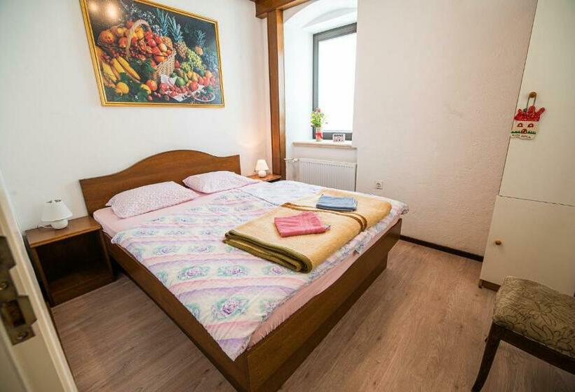 اتاق خانوادگی, Cvet Gora  Camping, Glamping And Accomodations