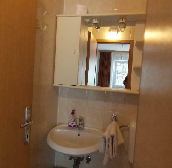 Номер Стандарт, Apartments & Rooms Karmen