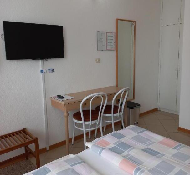 Номер Стандарт Вид на Море с Балконом, Apartments & Rooms Karmen