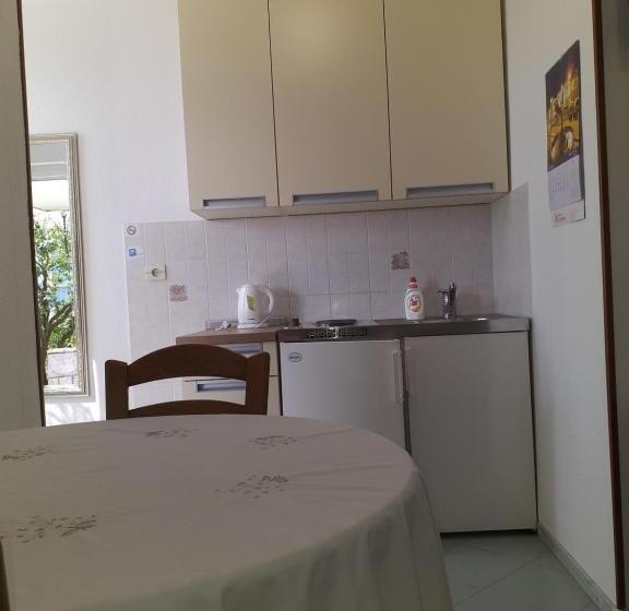 Номер Стандарт Вид на Море, Apartments & Rooms Karmen