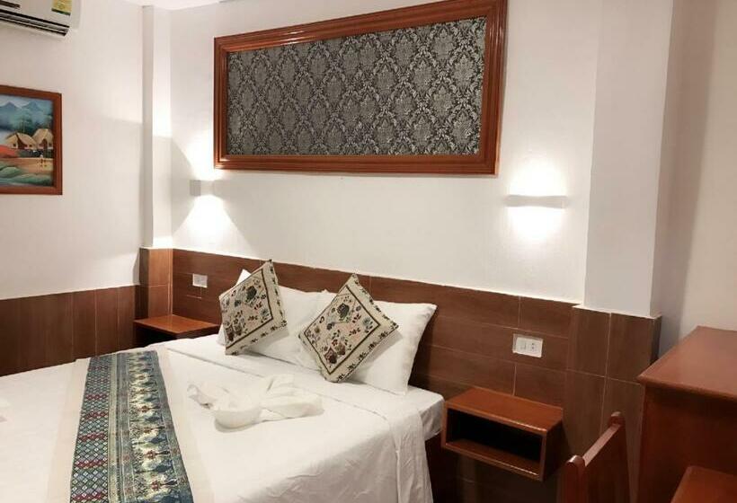 חדר סטנדרט עם מיטת קינג, Downtown Hostel