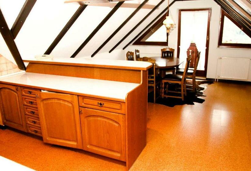 آپارتمان 3 خوابه, Pr Bevc