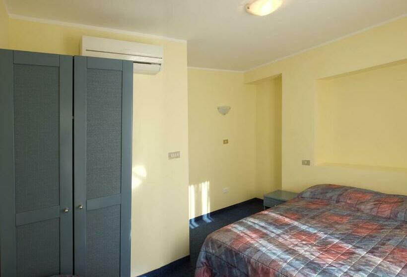 اتاق استاندارد, Garni Hotel Siesta