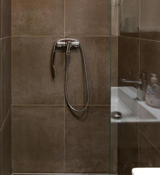 اتاق استاندارد, Hostel Museum