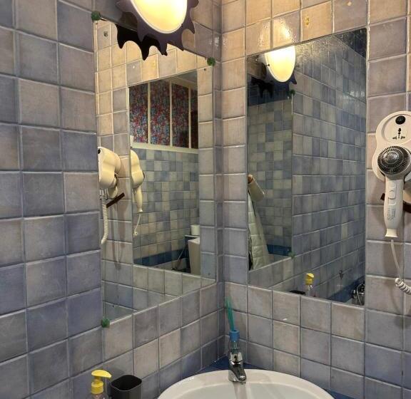 آپارتمان 3 خوابه, Hostel Museum