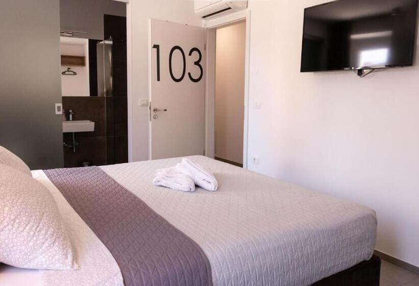 اتاق استاندارد, Hostel Museum