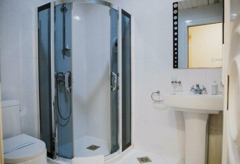 اتاق استاندارد, Bela Kuka