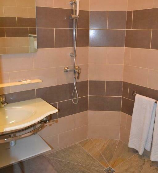 اتاق خانوادگی, Cap Sud