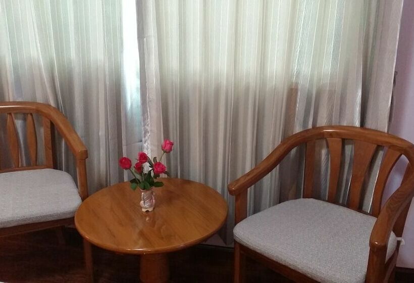 اتاق لوکس, Great Glory