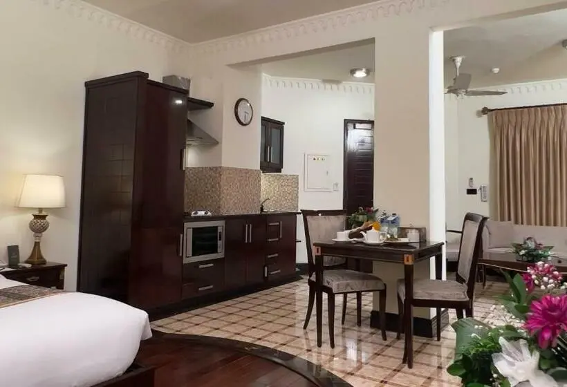 استودیوی استاندارد, Heritage Luxury Suites All Suite