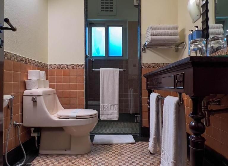 سوییت, Heritage Luxury Suites  All Suite