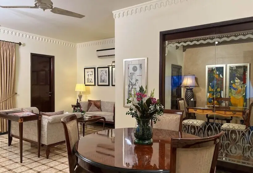 سوئیت رویال, Heritage Luxury Suites All Suite