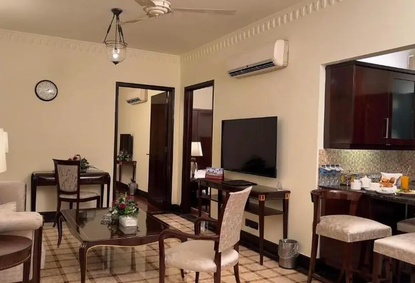 سوییت جونیور, Heritage Luxury Suites All Suite