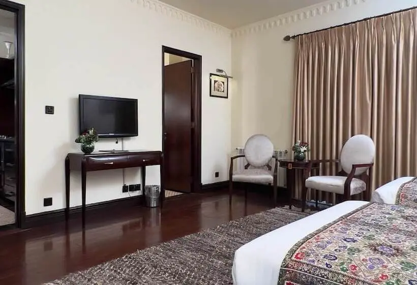 سوییت, Heritage Luxury Suites All Suite