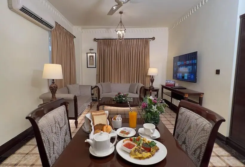 سوییت, Heritage Luxury Suites All Suite