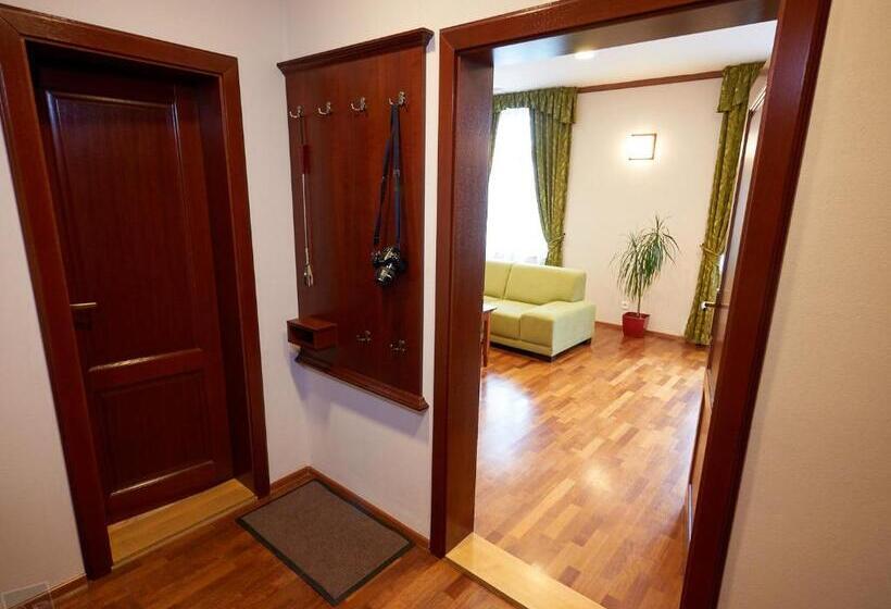 Апартаменты Deluxe 1 Спальня, Hradná Stráž Hotel&apartments S Privátnym Wellness