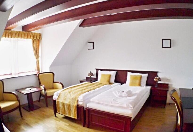 Quarto Superior Vista Jardim, Hradná Stráž Hotel&apartments S Privátnym Wellness