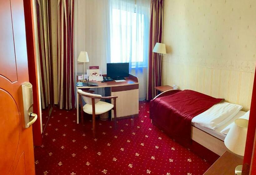 单人经济间, Kormorán